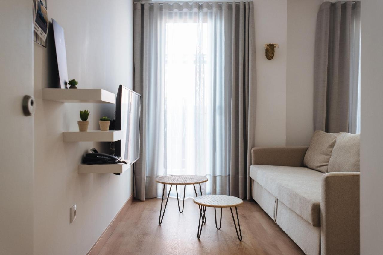 Apartamentos Casa Del Relator إشبيلية المظهر الخارجي الصورة