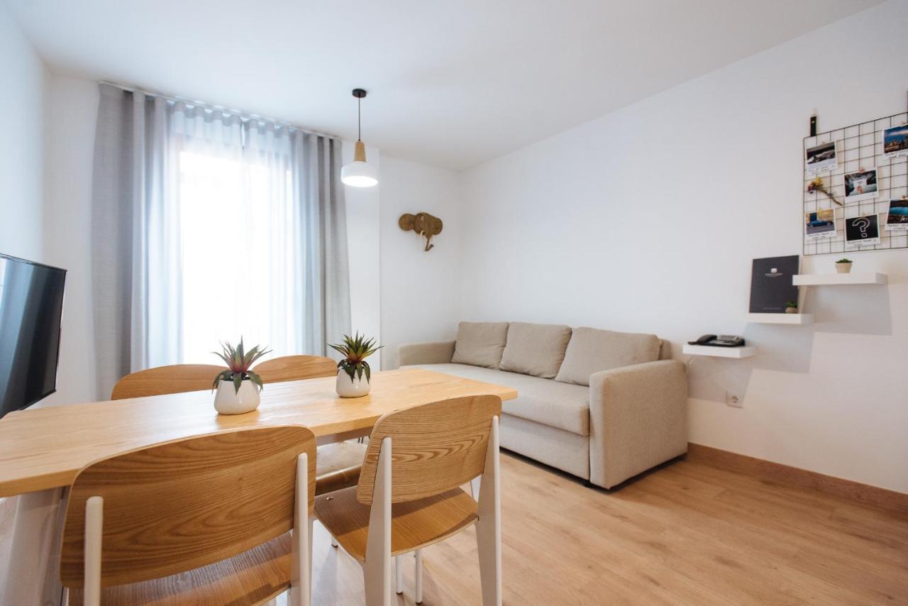 Apartamentos Casa Del Relator إشبيلية المظهر الخارجي الصورة